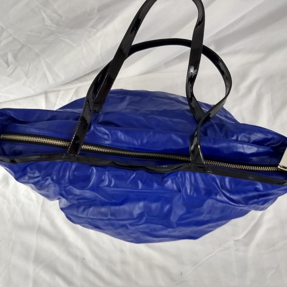 NEW VIA SPIGA BAG BLUE POLY CARRYALL - Picture 4 of 8